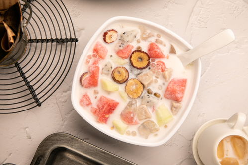 清涼椰奶清補涼夏季糖水飲品甜品美食攝影圖 攝影