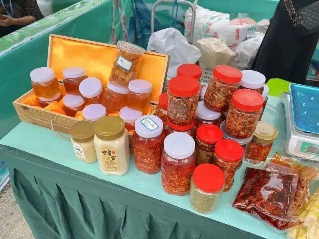 綦江區(qū)2023年消費(fèi)幫扶農(nóng)副土特產(chǎn)品展會(huì),今日好物推薦!